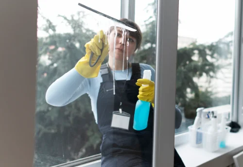 Nettoyage de vitres intérieures et extérieures à Hénanbihen